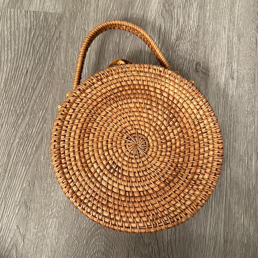 Woven handbag